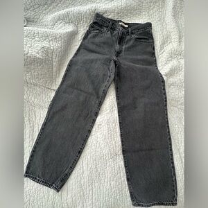 LEVIS— Baggy Dad Jean